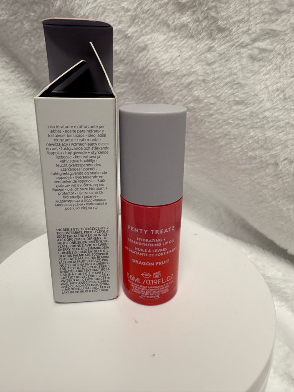 Fenty Skin Treatz Hydrating and Strengthening Lip Oil Dragon Fruit .19fl Oz NIB - Picture 3 of 5